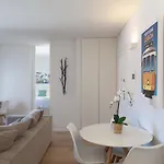 Flh Saldanha Minimalist Flat * Lisbon