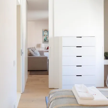 Flh Saldanha Minimalist Flat